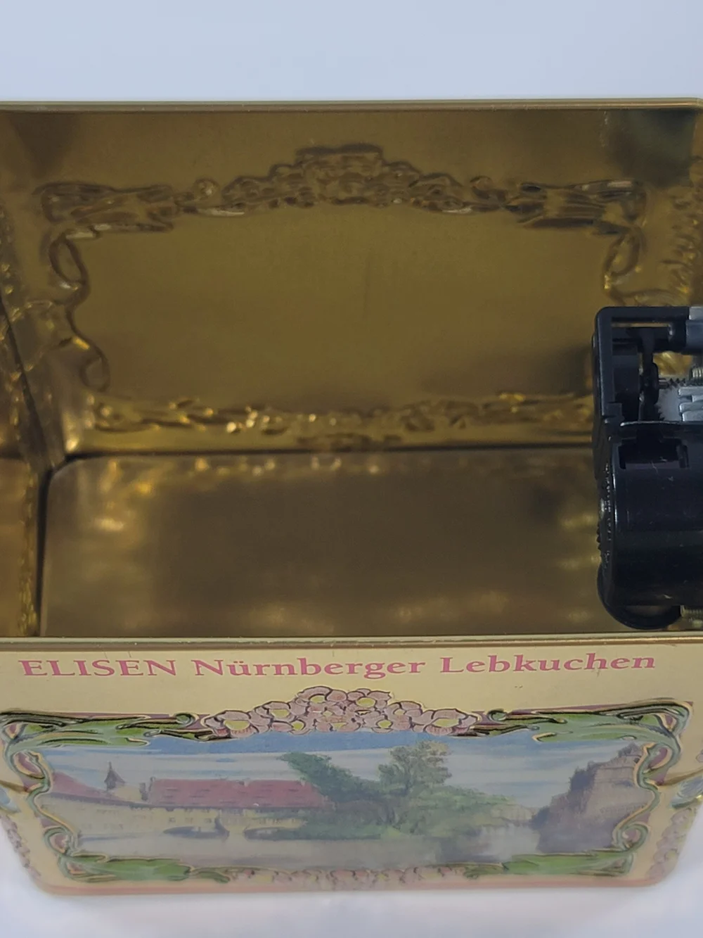 Vintage Weissella Elisen Nurnberger Lebkuchen German Tin Christmas Music Box